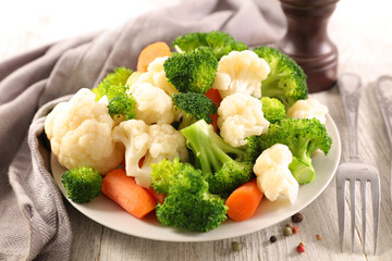 broccoli, cauliflower and carrot- vegetarian dish