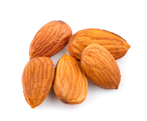 Obraz na płótnie Canvas Closeup of almonds, isolated on the white background