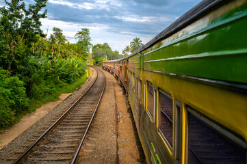 Train, Sri Lanka