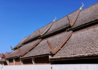 Unique temple covered by its roof, from top to the bottom © WariSingha