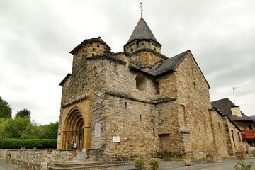 Fototapeta premium L’église Saint-Blaise à l’Hôpital-St-Blaise dans le Béarn