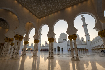 The Sheikh Zayed Grand Mosque in Abu Dhabi