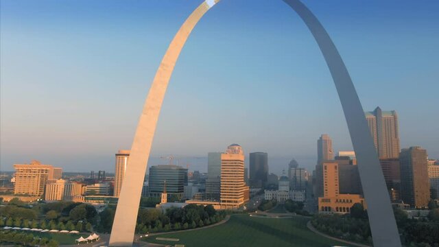 Aerial: The Gateway Arch & downtown St Louis at sunrise. Missouri, USA