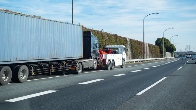 トラック・故障・牽引