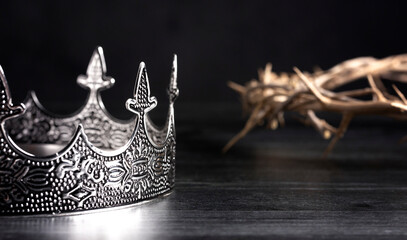 Kings Crown and the Crown of Thorns