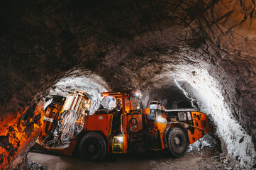 gold mining tunnel equipment bore drilling mine