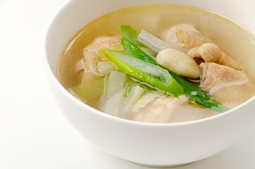 鶏肉の中華風スタミナスープ