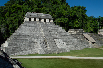 Fototapeta na wymiar Palenque ruins