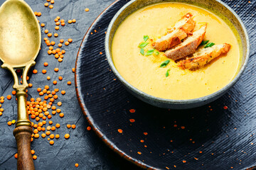 Lentil cream soup