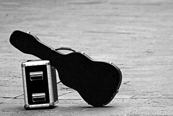guitar and amplifier  symbol of the crisis that has hit the enti - obrazy, fototapety, plakaty