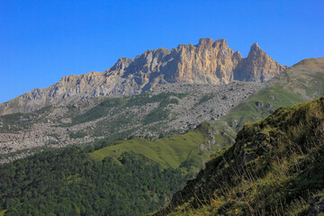 Fototapeta na wymiar Azerbaijan. The beautiful Kapaz Mountain is 3066 meters.