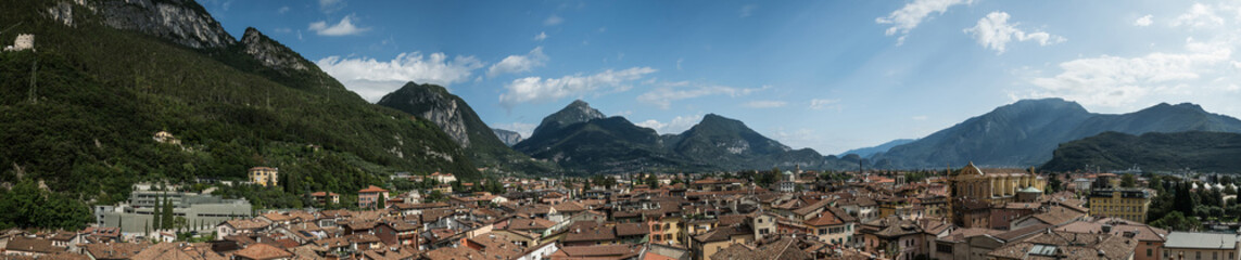 Fototapeta na wymiar view of the old town and the mountains - panorama