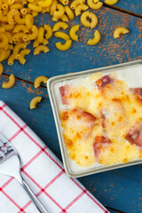 Macaroni ham and cheese