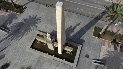 Avinguda Jaume I - Monument Jaume I el Conqueridor - Salou - Costa Daurada - Spain