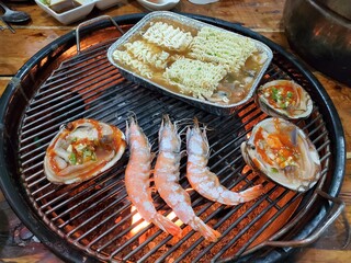 grilled shrimp on a plate