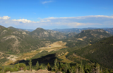 Fototapeta na wymiar Rainbow Curve Overlook landscape - Rocky Mountains, Colorado