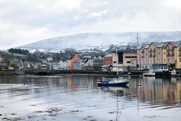 Fototapeta na wymiar Bantry, West Cork, Ireland. 24rd Jan, 2021. Overnight snow leading to dangerous road conditions around the country. Status yellow warning remains in place for all counties until noon. 