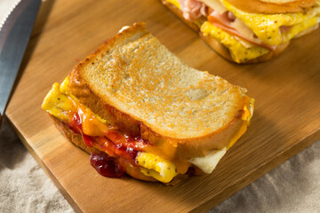 Homemade One Pan Egg Breakfast Sandwich