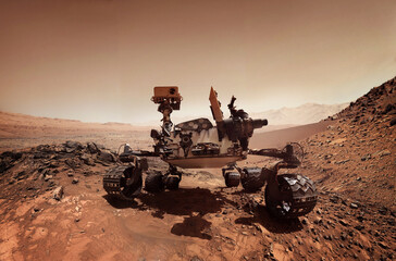 Mars 2020 Perseverance Rover verkent het oppervlak van Mars. Volharding rover Missie Mars verkenning van de rode planeet. Ruimteverkenning, wetenschapsconcept. .Elementen van deze afbeelding geleverd door NASA.