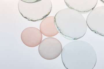 Clear Glass and Beige Glass Pebbles with light