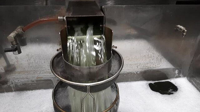 bushing, cutting, size, format, bushing cutting, engine, machine, industry, technology, typography, flexography, printing