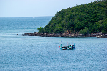 Fototapeta na wymiar boat on the sea , Tropical Island, Koh Samaesarn, Sattahip, Chonburi