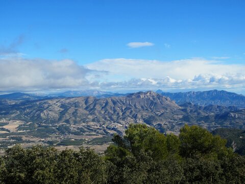 Tibi y Penya Migjorn Alicante Comunidad Valenciana Espa&ntilde;a desde Sierra de Maigm&oacute;