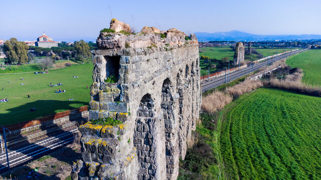 roman aqueduct, parco degli acquedotti, aqueduct park, ancient roman ruins, ruins architectural, building ruins, rome ruins, covid picnic, ancient archeological sites, ancient rome, roma antica, ancie