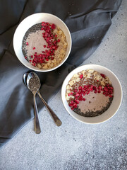 smoothie bowl with raspberry and chia seeds