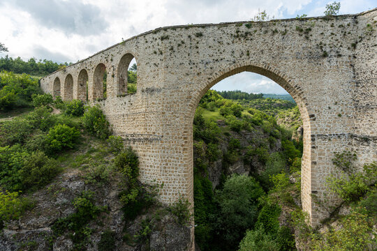 Bir turizm kenti olan Safranbolu'da İncesu su kemeri, kristal cam teras, tokat kanyonu.