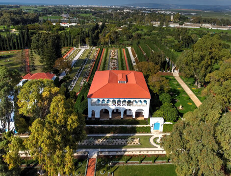 Mansion of Bahj&iacute; (Baha'i Holy Place) and the Shrine of Bah&aacute;'u'll&aacute;h