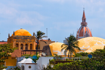 Metropolitan Cathedral and colonial houses in the old town, Cartagena, UNESCO World Heritage Site,...