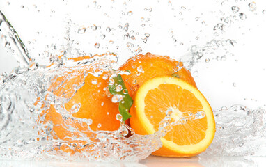orange in water © sergej