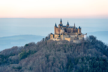 Fototapeta na wymiar Hohenzollern castle in the morning
