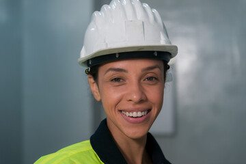 portrait of a female engineer. , portrait of worker.