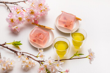 桜色のゼリー　Japanese sweets spring cherry jelly 