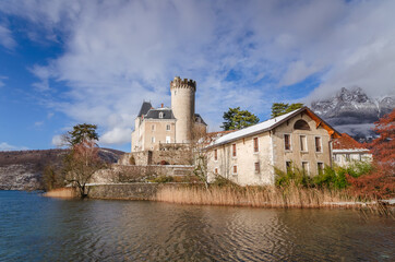 Lac d'Annecy, le ch&acirc;teau de Duingt