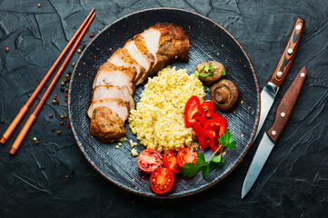 Sliced meat and bulgur porridge