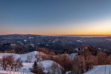 Fototapeta na wymiar Winter sunset in the hills of Slovenia