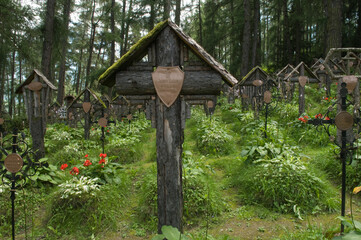 Waldfriedhof in Bruneck in Südtirol