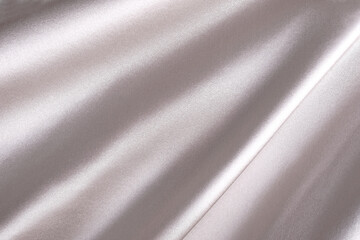 シルクのドレープ　白