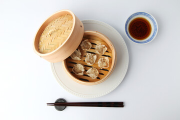 シュウマイ 焼売 せいろ 中華料理 白背景
