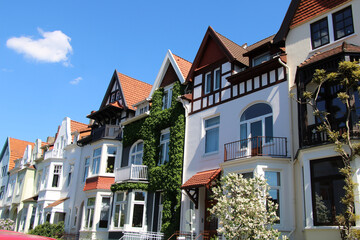 Old townhouses in Bremen Schwachhausen, Germany / Altbremerh&auml;user in Bremen Schwachhausen, Deutschland