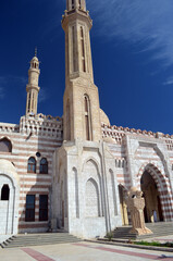Fototapeta na wymiar Al Mustafa Mosque,a large Islamic temple in the city center. Sharm El Sheikh , Egypt