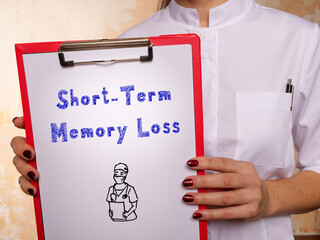Medical concept meaning Short-Term Memory Loss with inscription on the page.