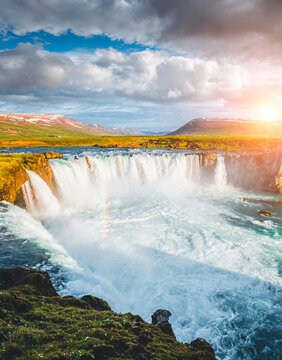 Attractive scene of powerful Godafoss cascade. Location place Bardardalur valley, Skjalfandafljot river, Iceland, Europe.