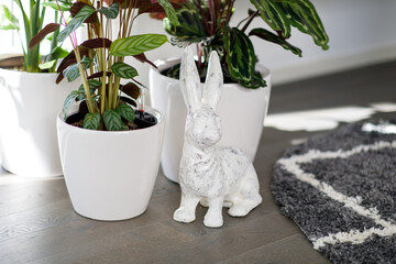 Osterdekoration in einem Haus in Deutschland