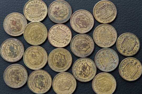 Collection of ancient coins of Spain 1 peseta