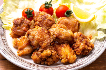 鶏の唐揚げ（鶏モモ）