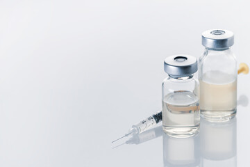 syringe and medicine bottle for injection